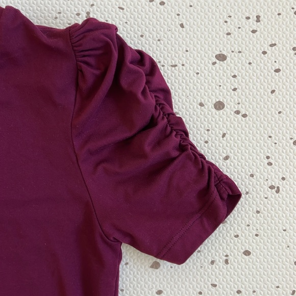 💘 HAUTE MONDE - MAROON ROUCHE SLEEVE TOP - Picture 2 of 5